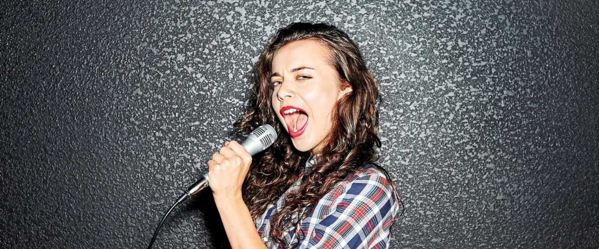 How do people sing really good?